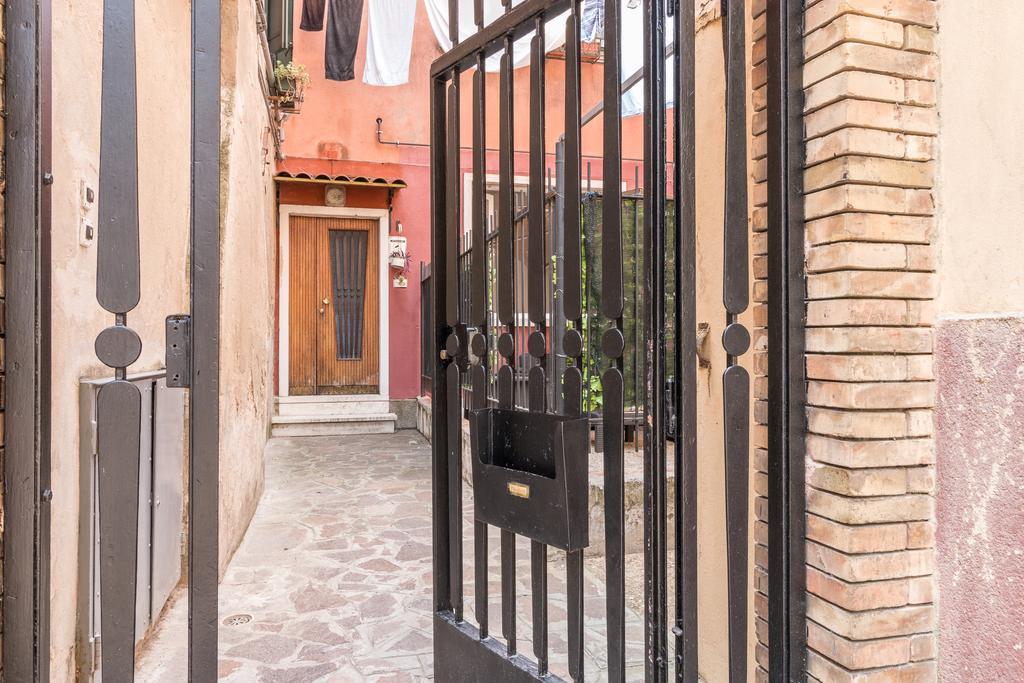 Апартаменти Casa Di Oscar Венеція Екстер'єр фото
